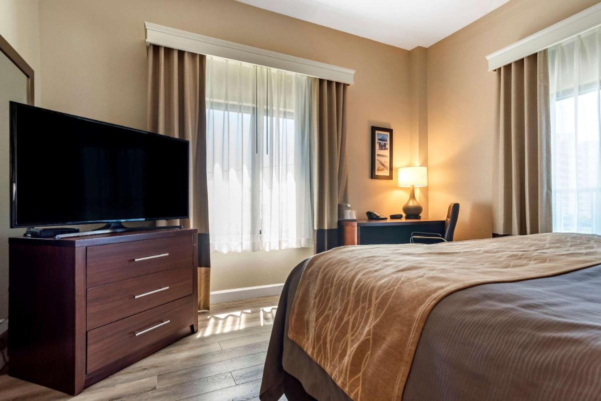 Comfort Inn & Suites Fort Walton Beach - image 7