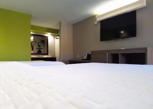 Seabreeze Inn - Fort Walton - image 24