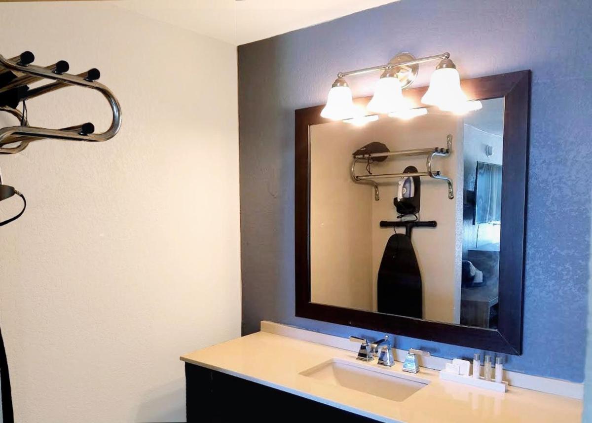 Seabreeze Inn - Fort Walton - image 3