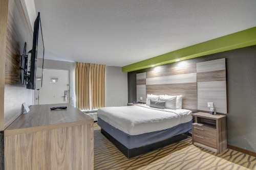 Seabreeze Inn - Fort Walton - image 42