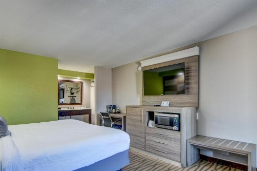 Seabreeze Inn - Fort Walton - image 48