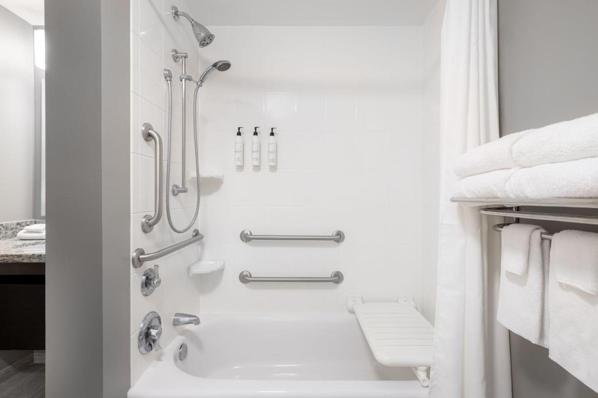 TownePlace Suites by Marriott Fort Walton Beach-Eglin AFB - image 7