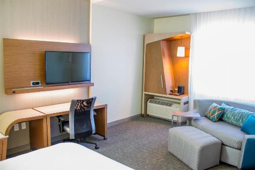 Courtyard by Marriott Fort Walton Beach-West Destin - image 10