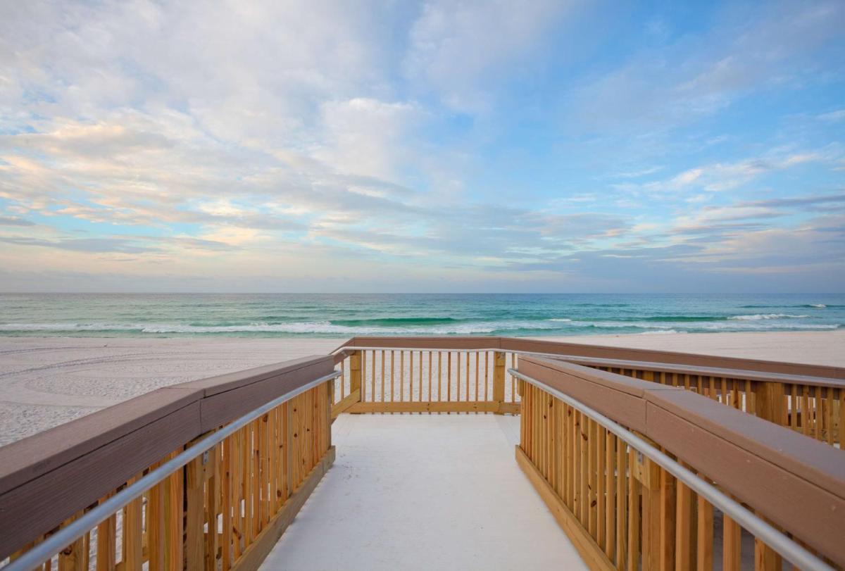 Hilton Garden Inn Ft. Walton Beach - image 3