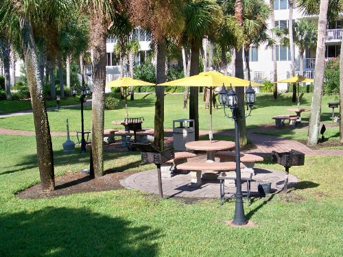 Destin West Sandpiper Bld 501 Bay side Condo - image 6