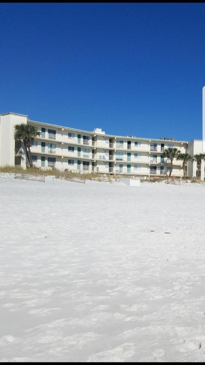 Beach Getaway Condo - image 3