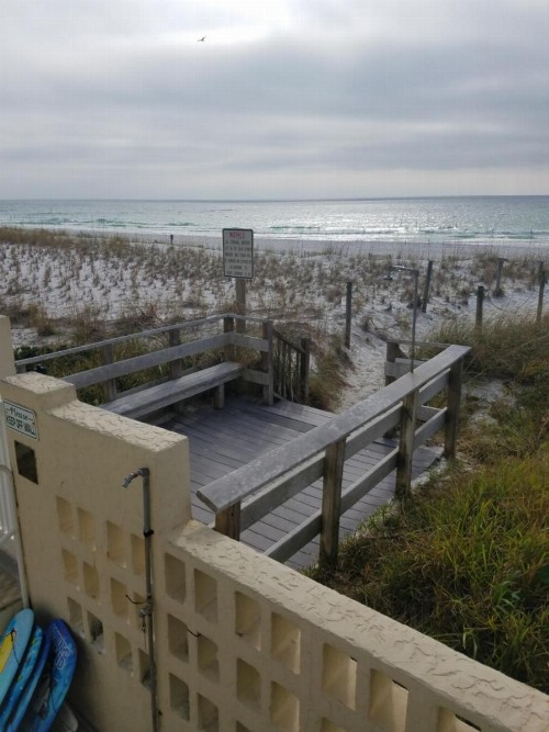 Beach Getaway Condo - image 4