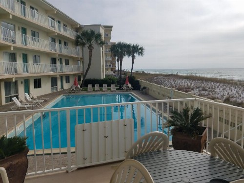 Beach Getaway Condo - image 5