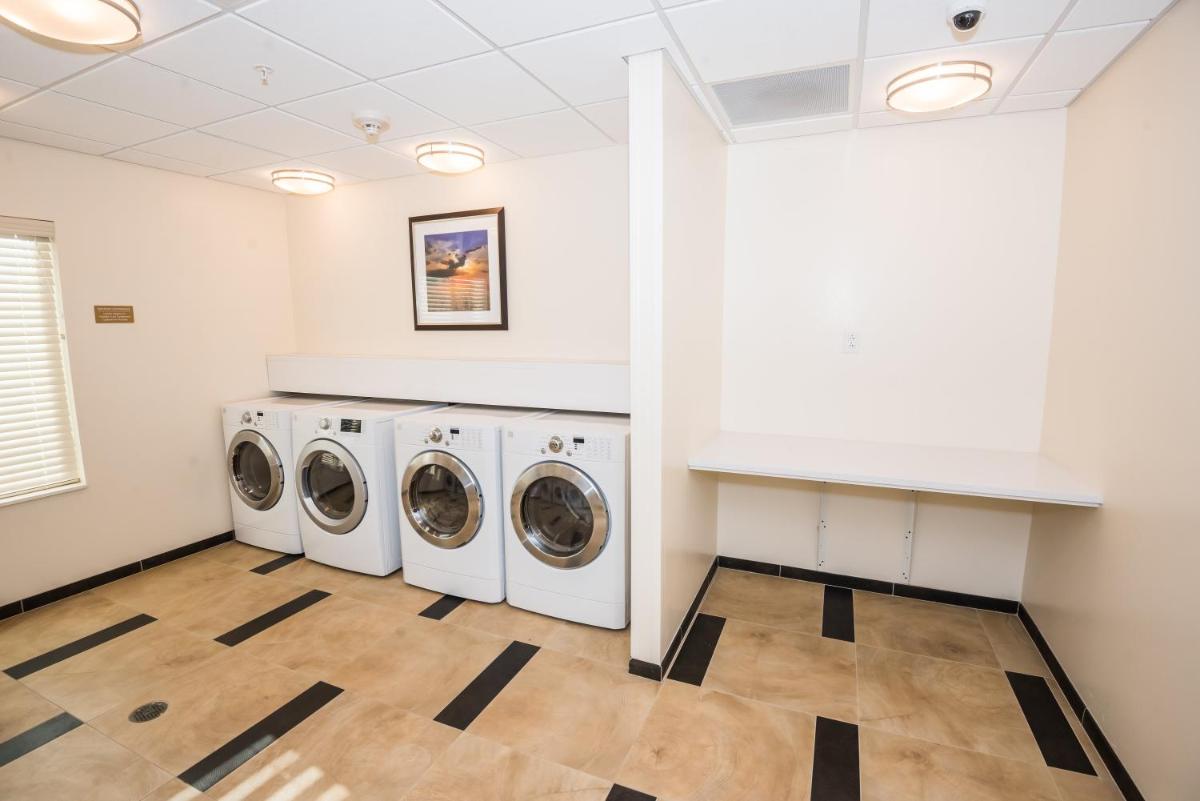 Candlewood Suites - Ft Walton Bch - Hurlburt Area an IHG Hotel - image 7