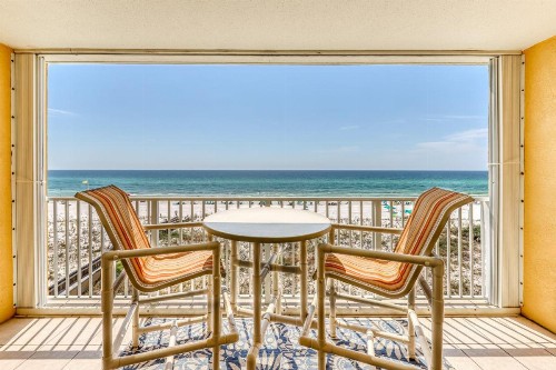 Santa Rosa Boulevard Condos - image 9