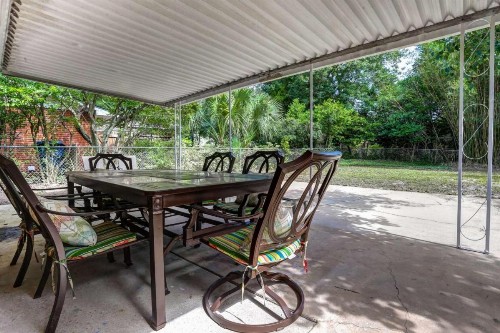 Elliott Point Vacation Home - image 11