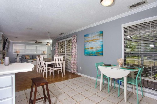 Elliott Point Vacation Home - image 8