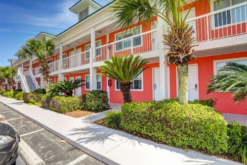 Tropical Isle Fort Walton