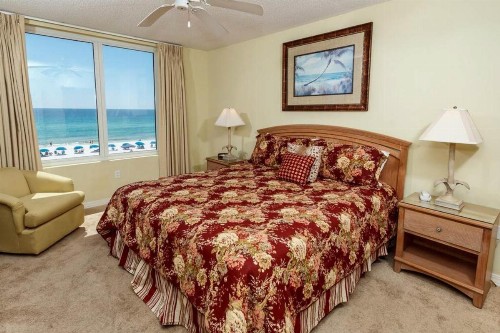 Island Princess Condos - image 8