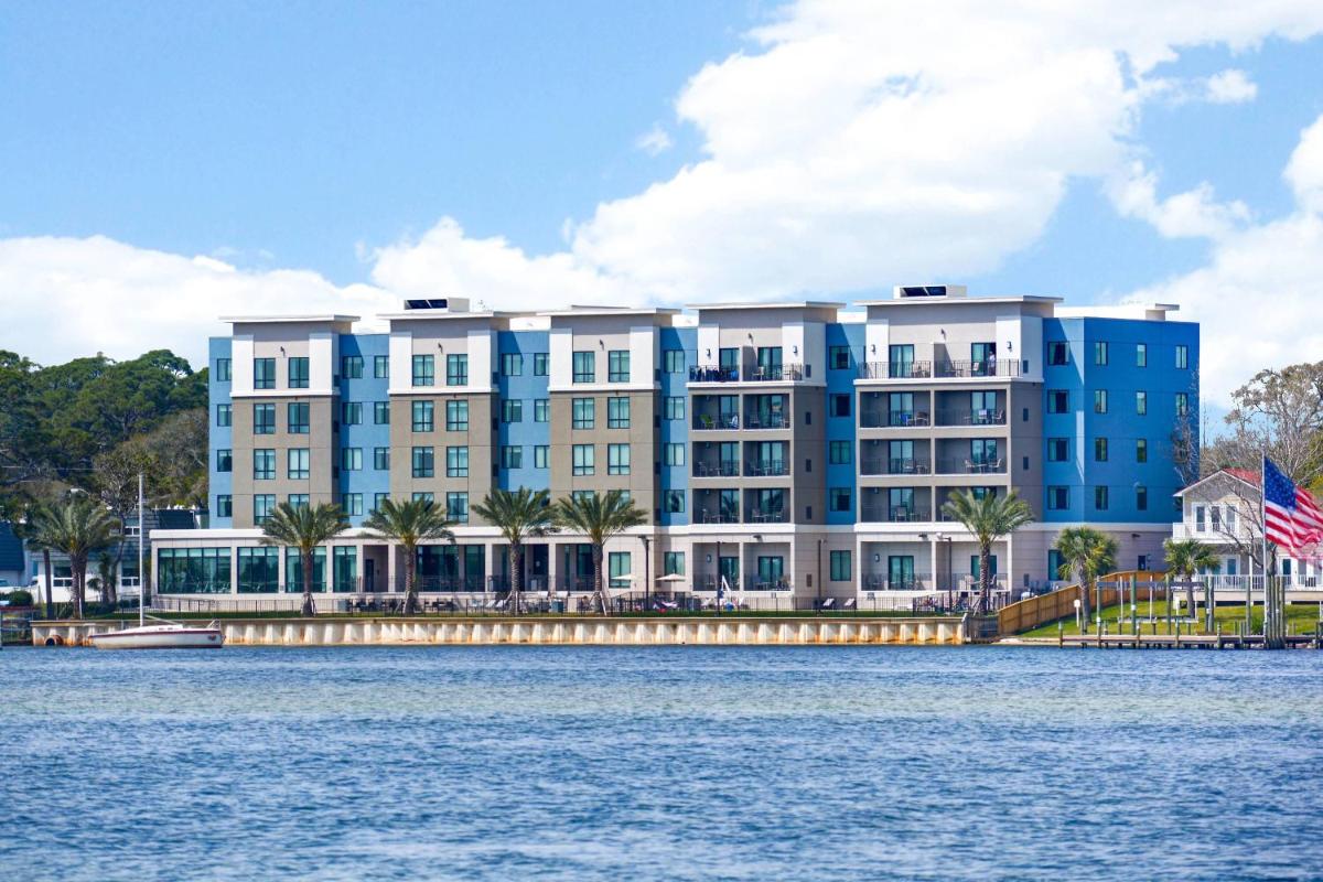 Residence Inn by Marriott Fort Walton Beach - image 2
