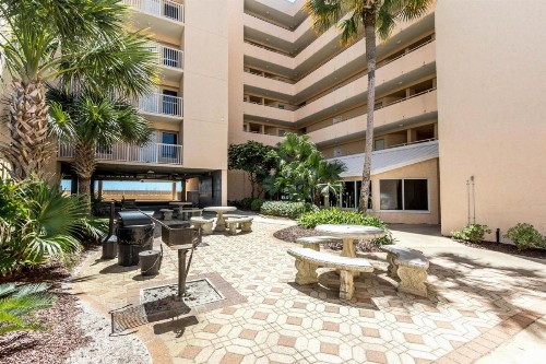 Islander - image 7