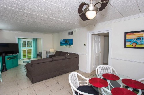Sea Palm Condos 1B
