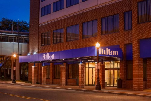 Hilton Fort Wayne at the Grand Wayne Convention Center - image 2