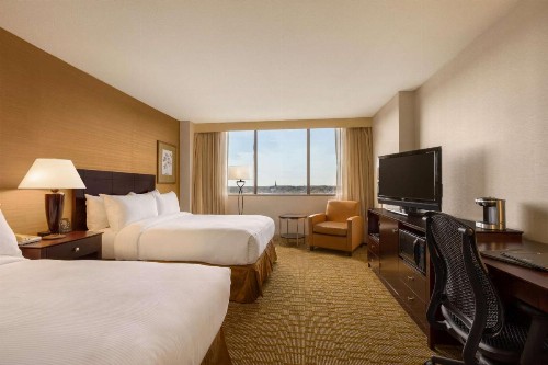 Hilton Fort Wayne at the Grand Wayne Convention Center - image 25