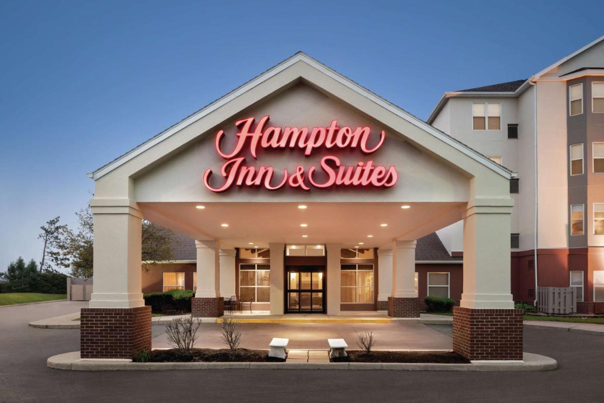 Hampton Inn & Suites Fort Wayne-North - image 2