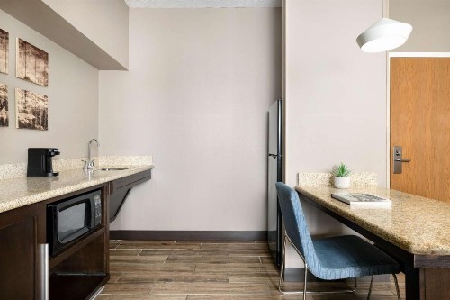 Hampton Inn & Suites Fort Wayne-North - image 35