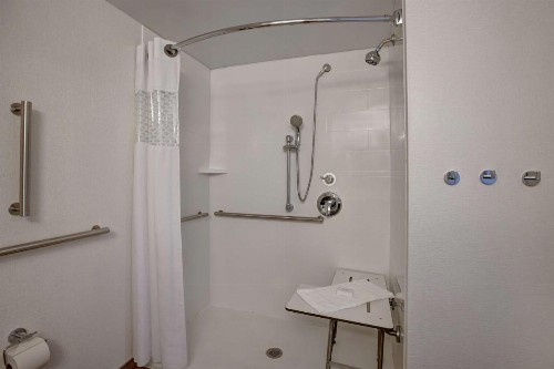 Hampton Inn Fort Wayne-Southwest - image 21