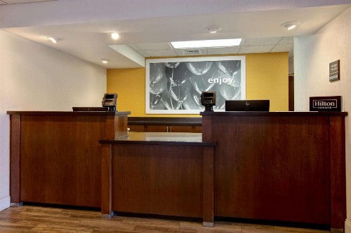 Hampton Inn Fort Wayne-Southwest - image 4