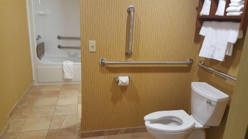 Hampton Inn Fort Wayne-Southwest - image 43