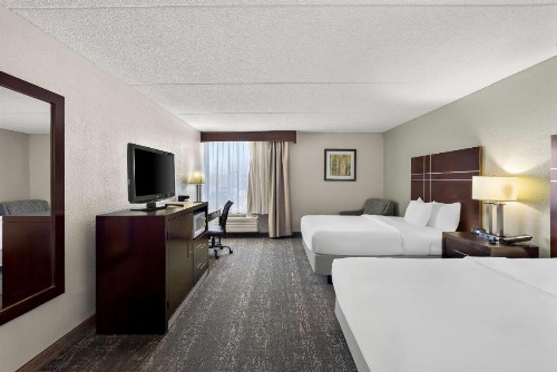 Best Western Luxbury Inn Fort Wayne - image 18