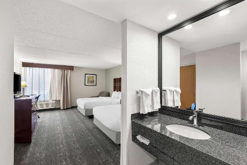 Best Western Luxbury Inn Fort Wayne - image 21
