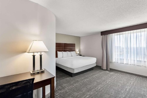 Best Western Luxbury Inn Fort Wayne - image 38