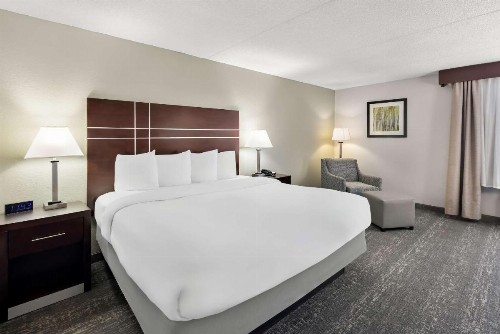 Best Western Luxbury Inn Fort Wayne - image 44
