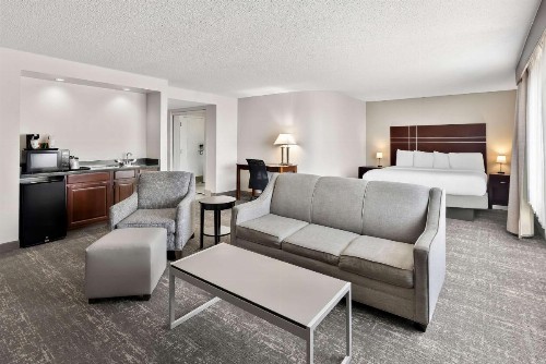 Best Western Luxbury Inn Fort Wayne - image 5