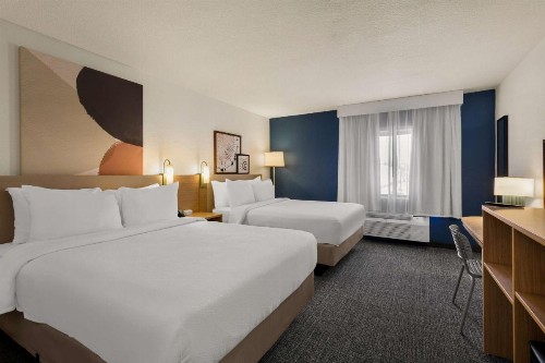 Comfort Inn near I-69 and Washington Center Road - image 10