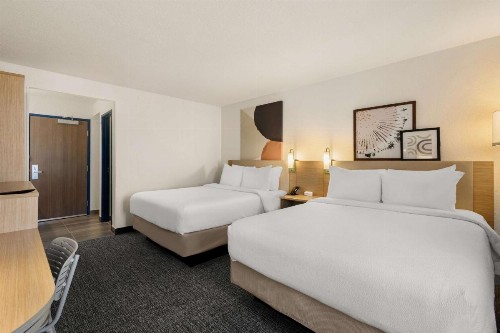 Comfort Inn near I-69 and Washington Center Road - image 36