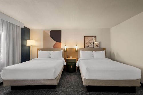 Comfort Inn near I-69 and Washington Center Road - image 8
