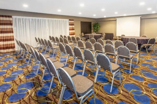 Wyndham Garden Fort Wayne - image 17
