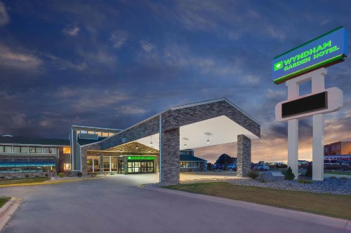 Wyndham Garden Fort Wayne - image 38