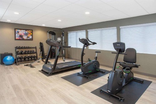 Wyndham Garden Fort Wayne - image 5