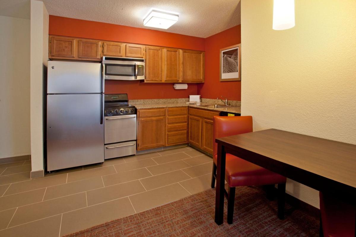 Residence Inn Fort Wayne Southwest - image 7