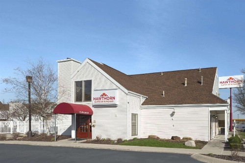 Hawthorn Suites - Fort Wayne - image 1