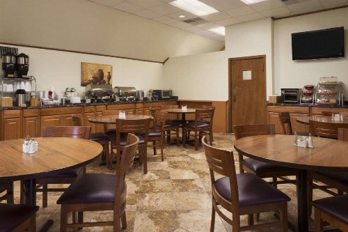 Hawthorn Suites - Fort Wayne - image 22