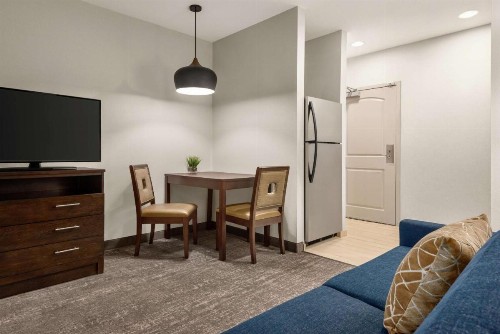 Homewood Suites Fort Wayne - image 17