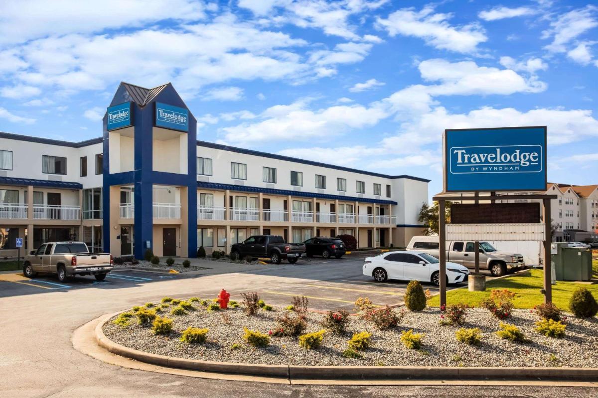 Travelodge by Wyndham Fort Wayne North - main image