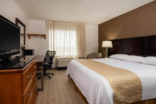 Travelodge by Wyndham Fort Wayne North - image 26