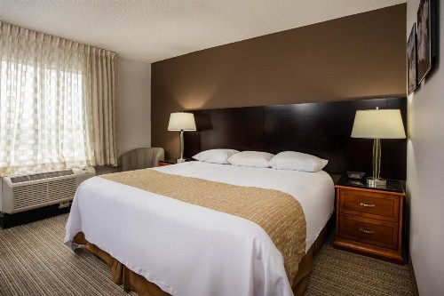 Travelodge by Wyndham Fort Wayne North - image 27