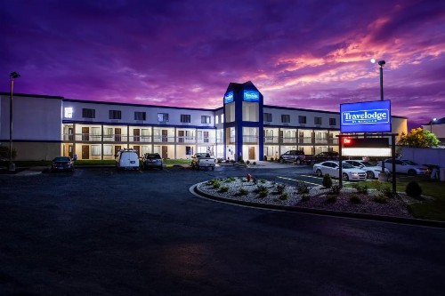 Travelodge by Wyndham Fort Wayne North - image 6