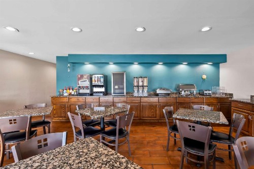 Best Western Plus Fort Wayne Inn & Suites North - image 13