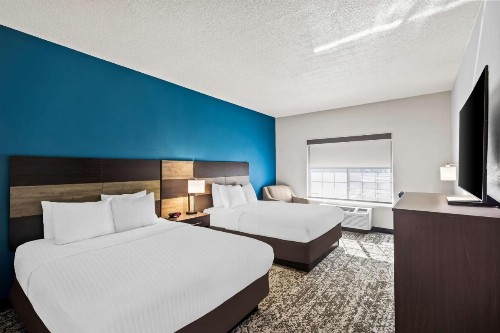 Best Western Plus Fort Wayne Inn & Suites North - image 33