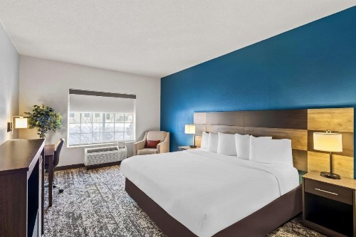 Best Western Plus Fort Wayne Inn & Suites North - image 35